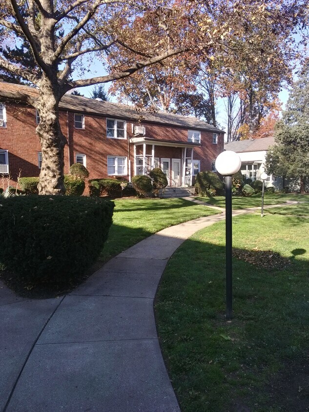 Primary Photo - 512 Brooklawn Ave