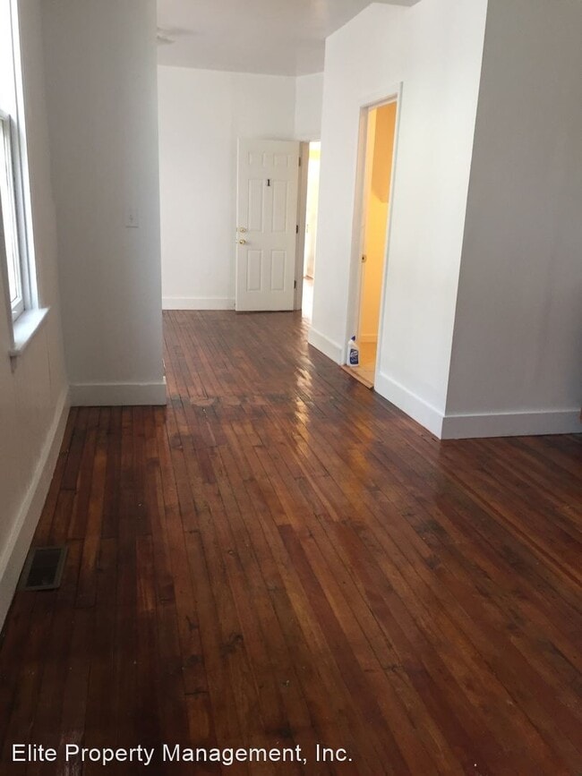 Foto del edificio - 1 br, 1 bath House - 708 N. Pershing Ave.,...