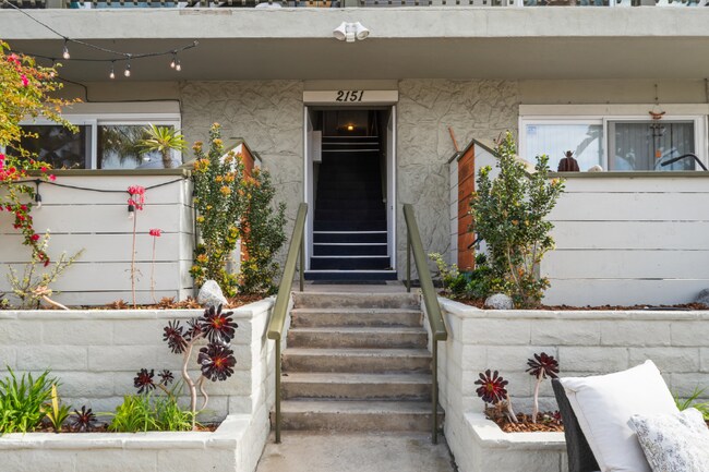 Foto del edificio - 2151 Manchester Ave