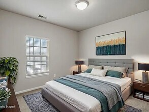 Building Photo - 12926 University Crescent