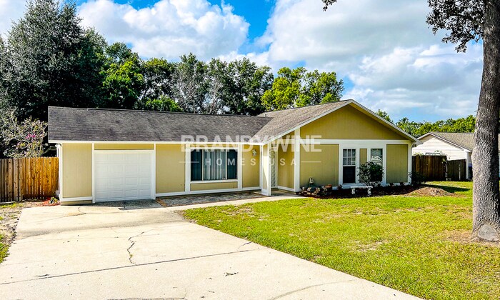 Foto principal - 5372 Pale Horse Dr