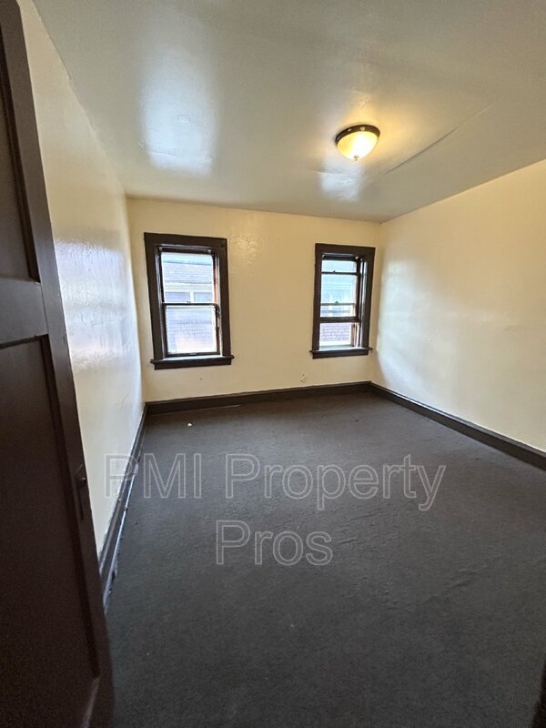 Foto del edificio - 3112 N 38th St