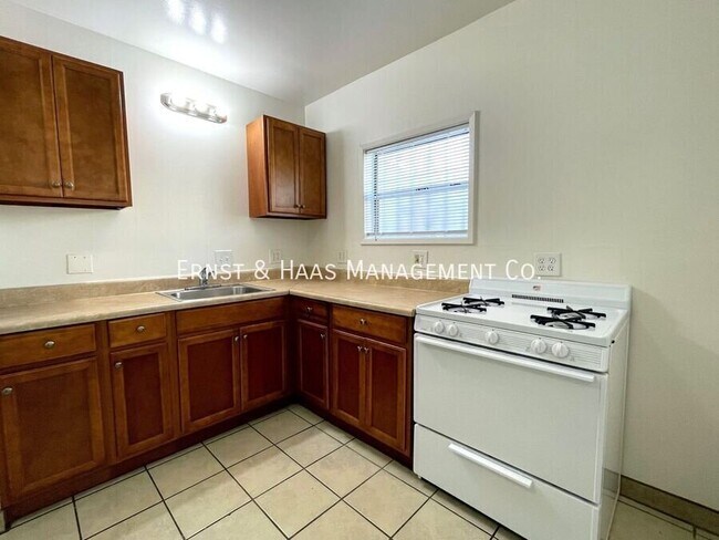Foto del edificio - 1229 E South St
