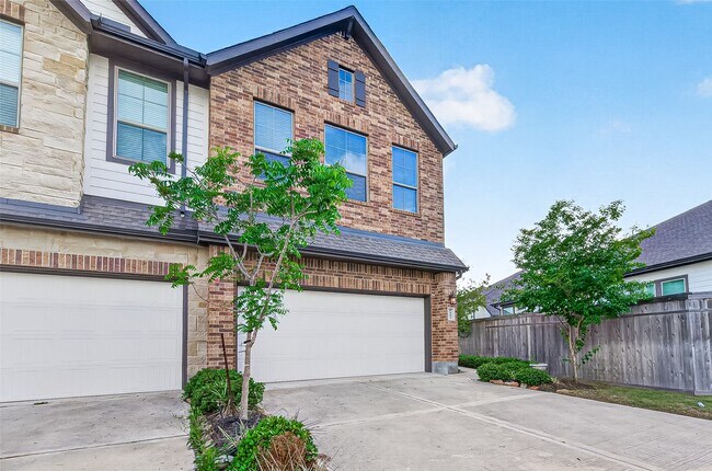 Foto del edificio - 9442 Starlight Oak Dr