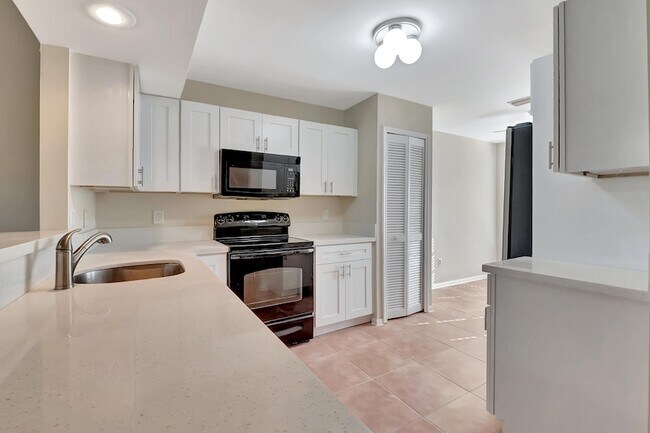 Foto del edificio - 10321 Hidden Springs Ct