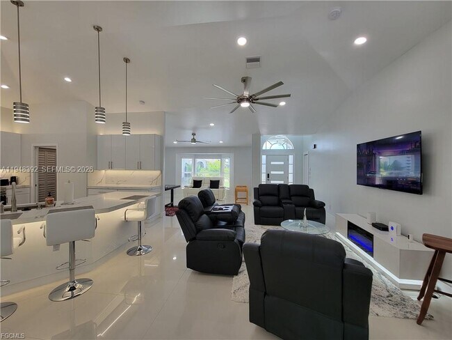 Foto del edificio - 237 SW 47th St