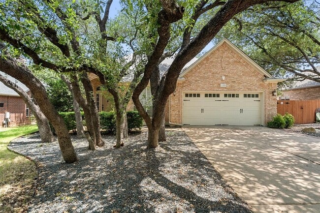 Foto del edificio - 1502 Azalea Dr