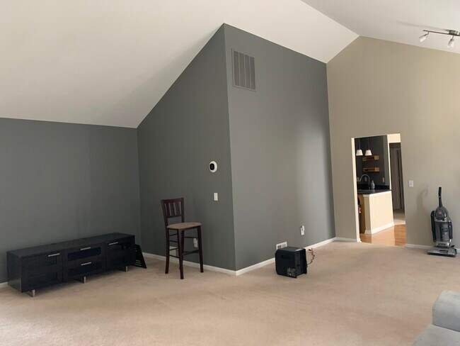Foto del edificio - 48475 Bridge Way