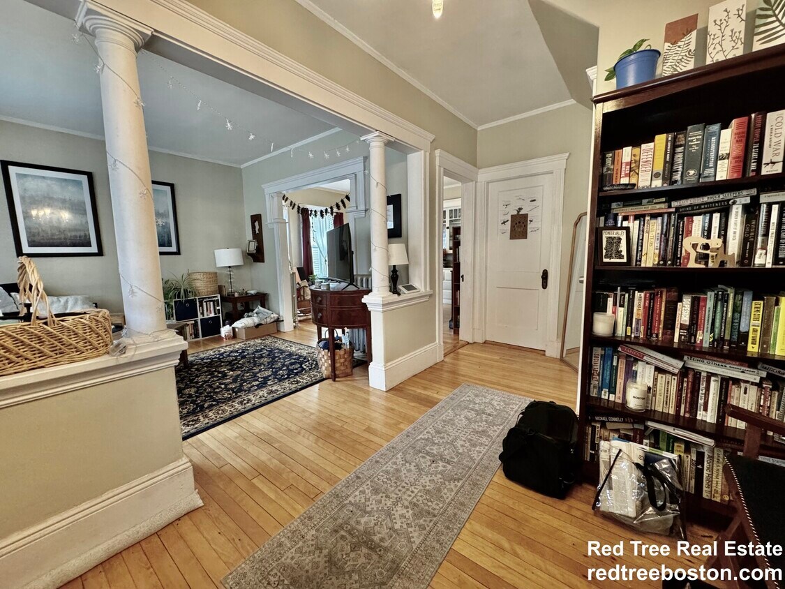 Primary Photo - 66 North St