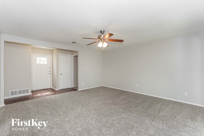 Building Photo - 1409 Harrison Ln