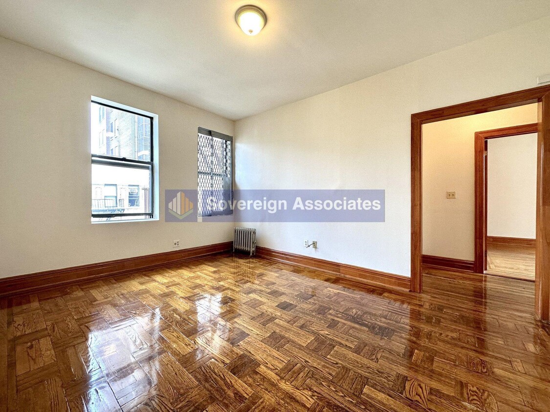 Primary Photo - 64 West 108th Street