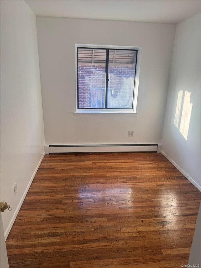 Building Photo - 4225 Hill Ave