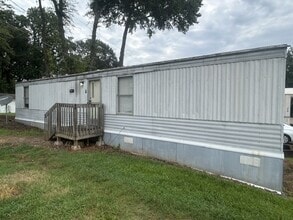 Building Photo - 315 Judith Ln