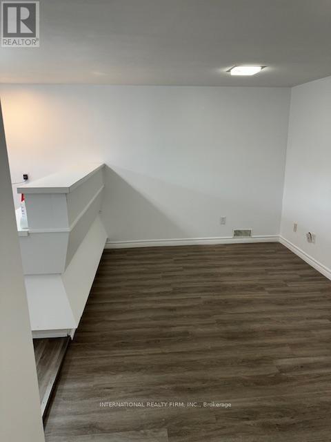 Photo du bâtiment - 92 Combe Ave