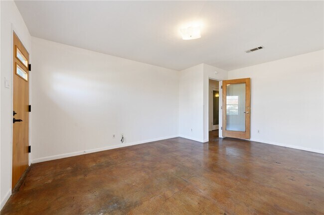 Building Photo - 1609 Redd St
