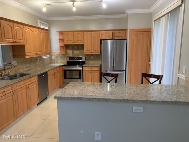 Foto del edificio - 4 br, 2.5 bath House - 11051 NW 46th Dr