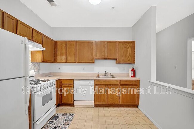 Foto del edificio - 524 Coppola Dr