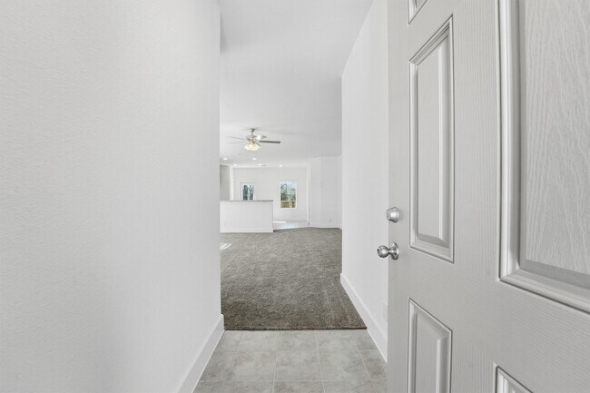 Foto del edificio - 4506 Blue Mountain Laurel St