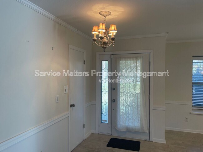 Foto del edificio - 6341 Dunlieth Pl