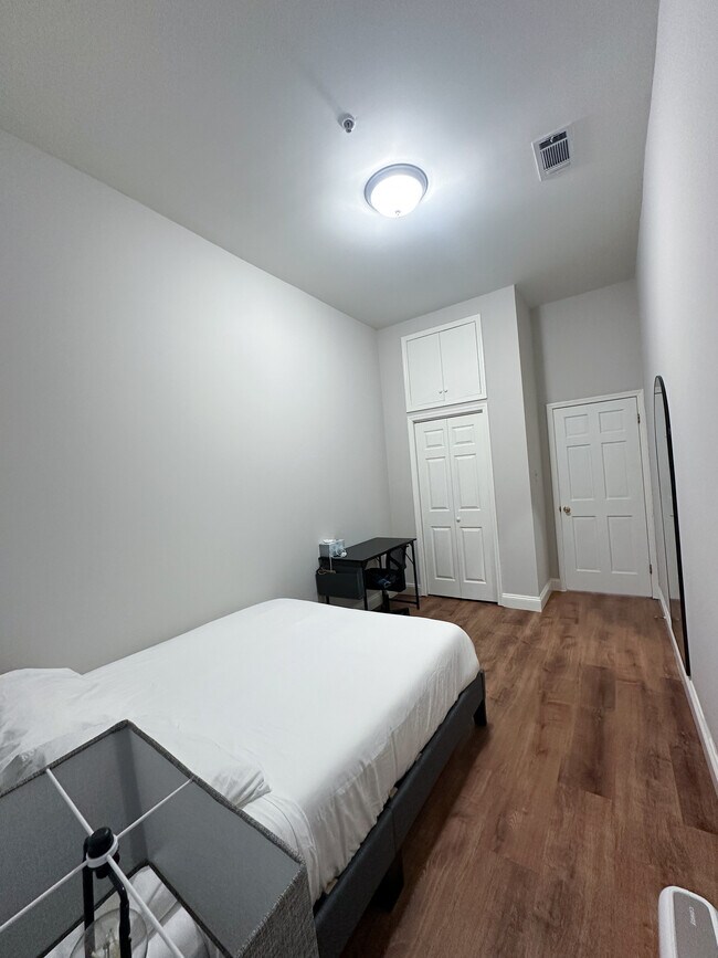 Foto del edificio - 207 N 11th St