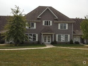 Building Photo - 706 Canterbury Dr