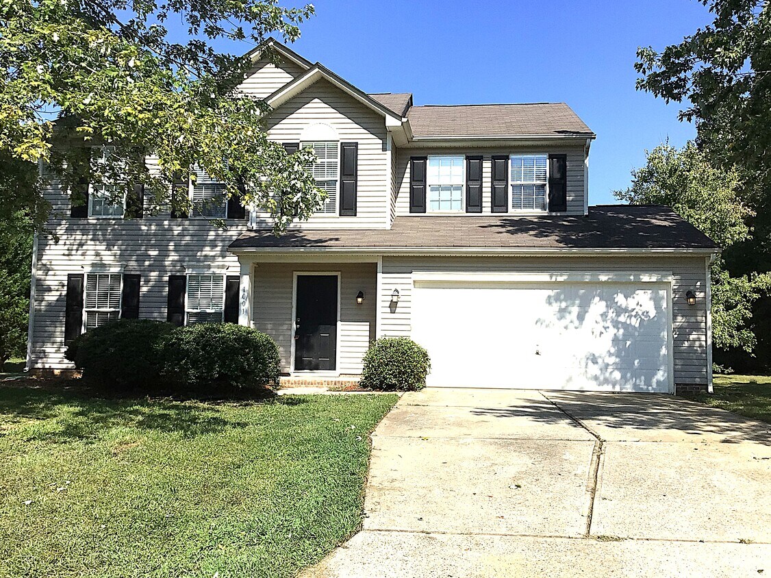 Foto principal - 1001 Finley Ct