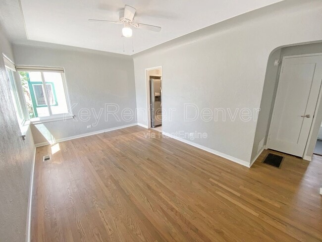 Foto del edificio - 4960 Decatur St