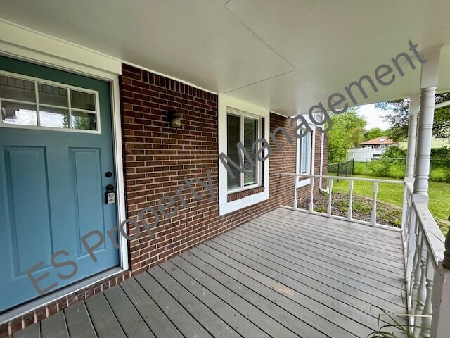 Foto del edificio - Welcome home to this stunning 4-bedroom, 3-bath home in Wayne Township!