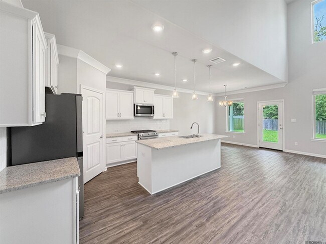 Building Photo - 4734 Malbec Ave