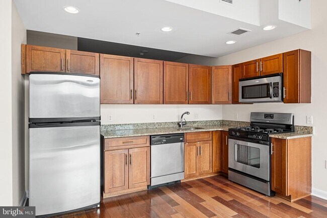 Foto del edificio - 22 S Front St