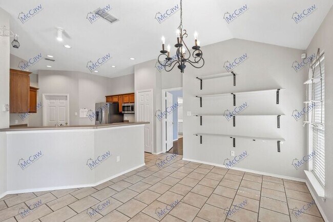Building Photo - 1025 Windsor Dr