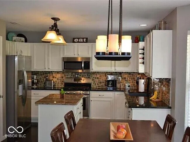 Foto del edificio - 12906 Pleasant View Ln