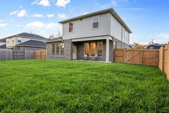 Building Photo - 403 Magnolia Ln