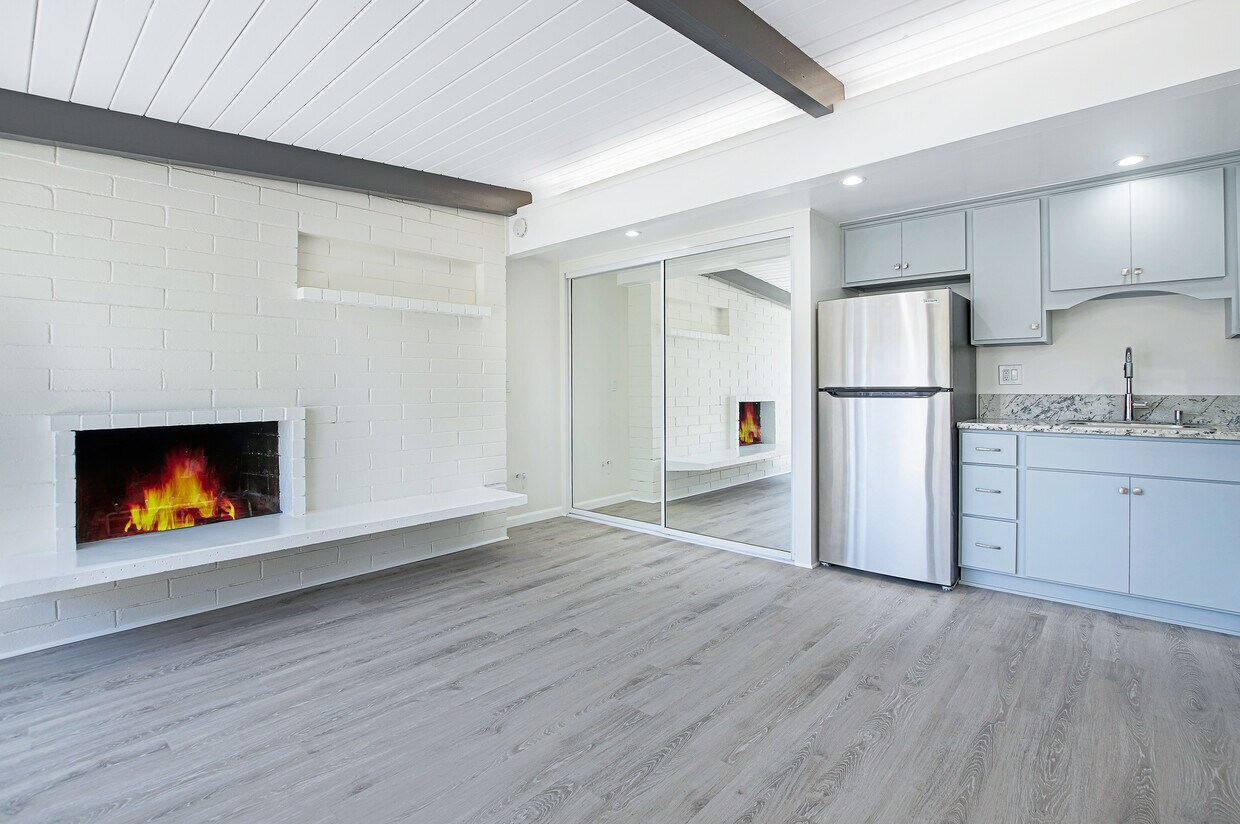 Living Room & Kitchen - 11301 Gladwin St