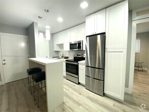 Building Photo - 7901 SW 64th Ave