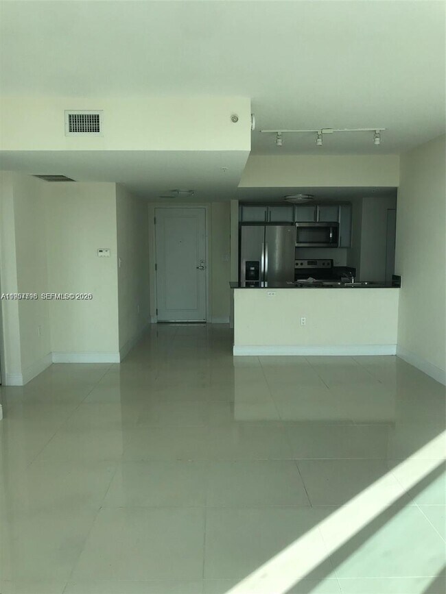 Foto del edificio - 1861 NW S River Dr