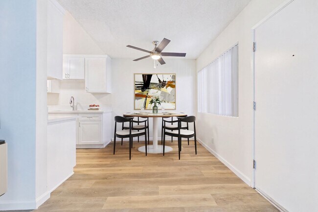 Foto del edificio - Woodman Apartments