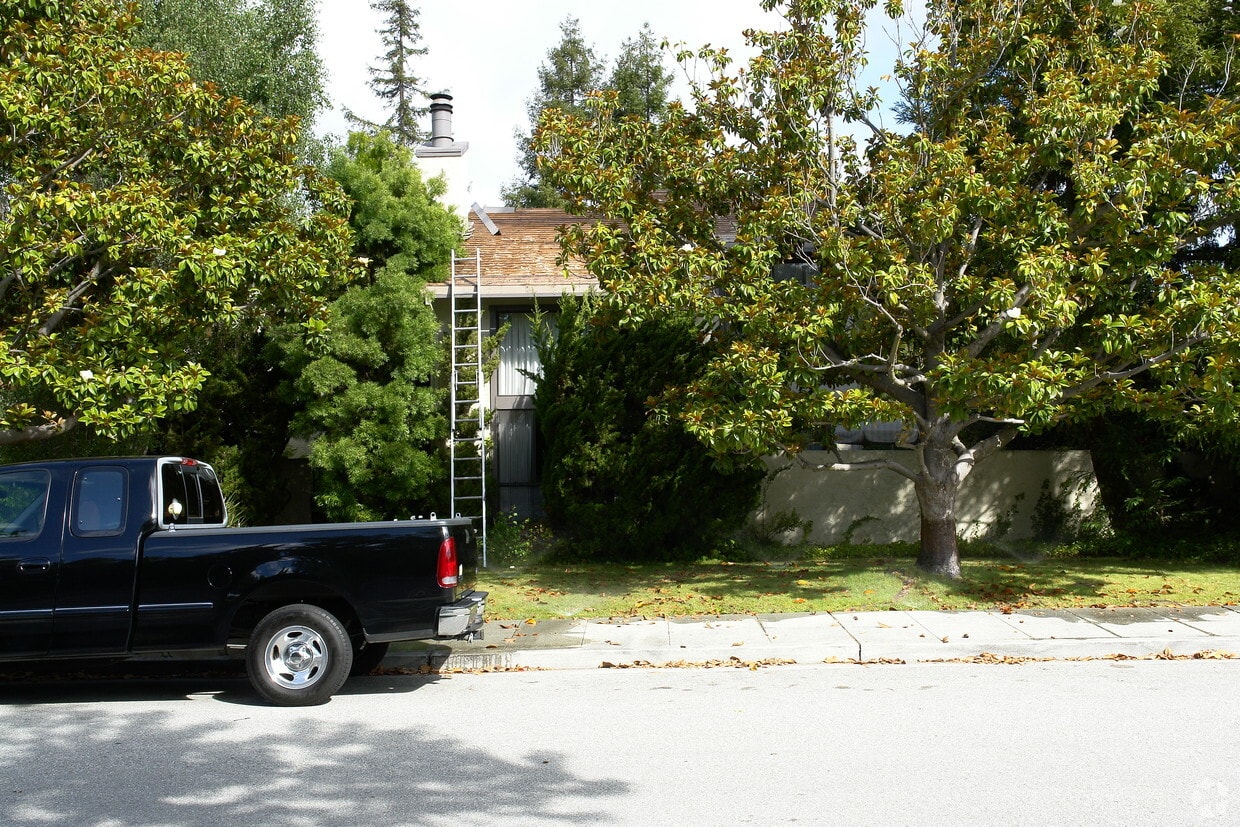 Foto principal - 1 Doris Ct