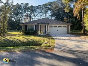 Building Photo - 8478 Seville Ave