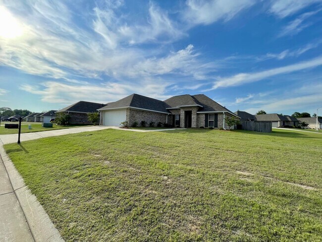 Building Photo - 3/2 for rent in Pearl!