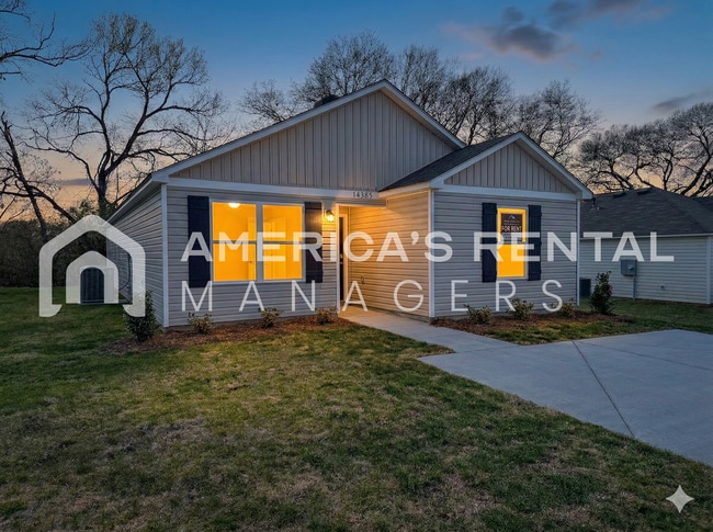 Building Photo - Spacious Four Bedroom for Rent in Tuscaloosa, AL!