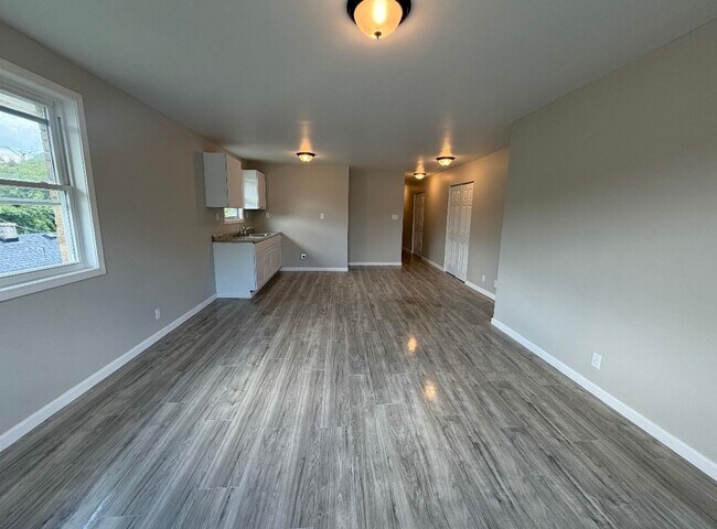 Foto del edificio - 5014 Prescott Ave
