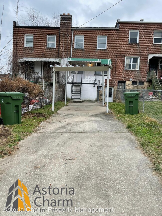 Foto del edificio - 3 br, 1.5 bath House - 102 S Kossuth St