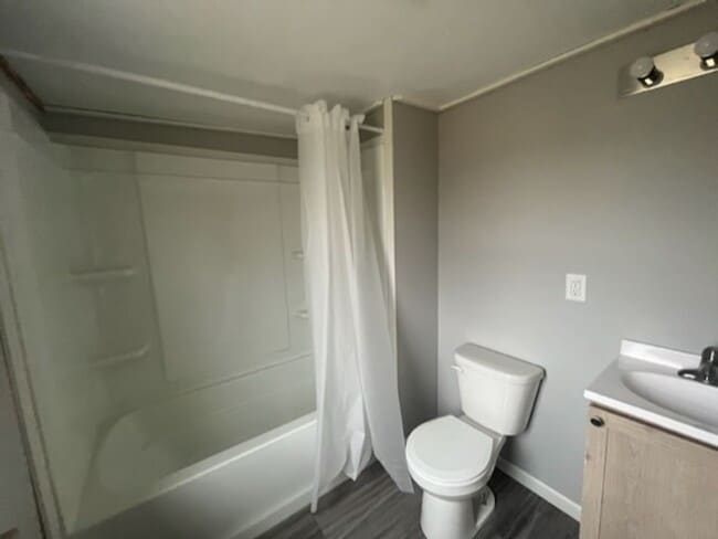 Building Photo - 3 Bedroom 1 Bath House in Colona