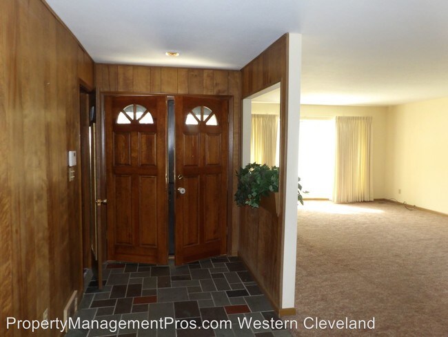 Building Photo - 4 br, 2.5 bath House - 4587 Grayton Rd