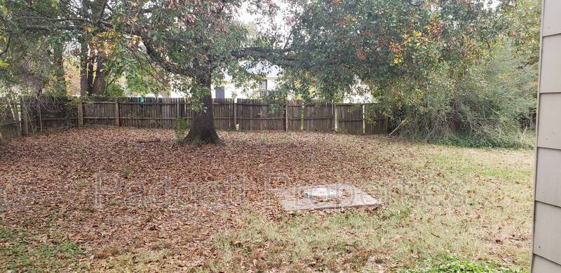 Foto principal - 506 Cheatwood Ave