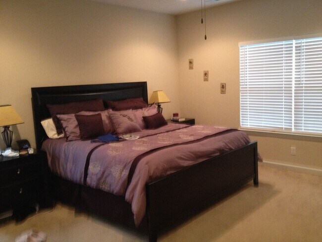 Foto del edificio - Basement One/level Rancher 3BR/2BA