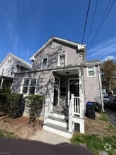 Building Photo - 132 Stevens Ave