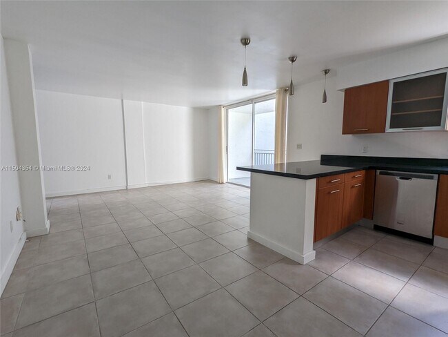 Foto del edificio - 777 NE 62nd St