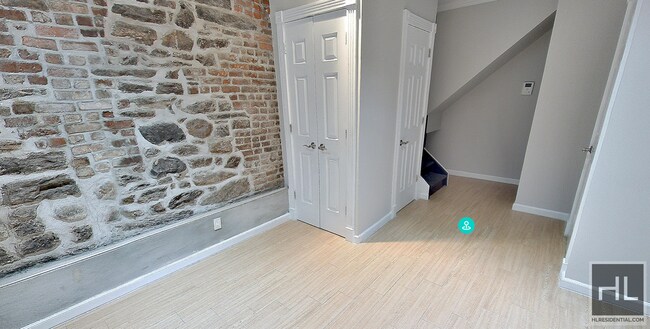 Foto del edificio - E 1ST ST.